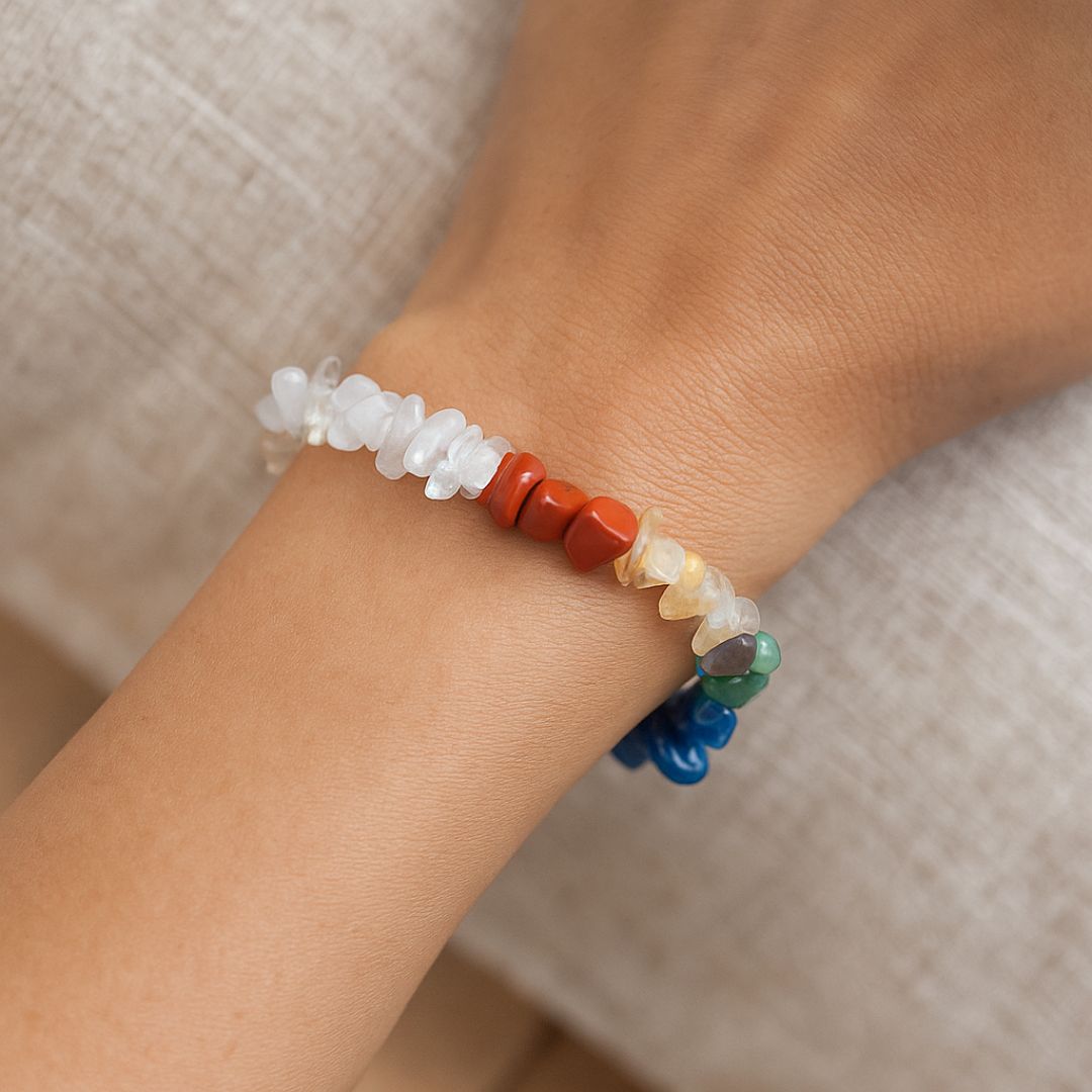 Bracelet aux 7 chakras, en corde et pierres naturelles, mixte, modèle Ojna Bracelet aux 7 chakras, en corde et pierres naturelles, mixte, modèle Ojna